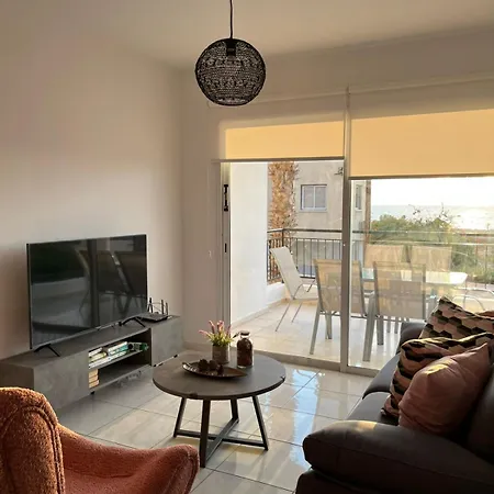 Apartment 2 Bedroom Sea View Apartment, Molos Complex - By Noma Cyprus *